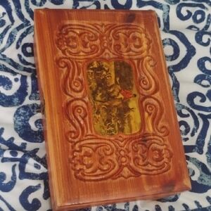 Vintage America Carved Wooden Box with Gold Accent